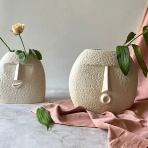 Craftribal Ceramic Flower Vase Blowing Kiss Upbeat Face Vase & Smiling Vase Set | Combo of 2 Pcs |Ceramic Flower Vase | Matte (Textured) Finish, 6 Inches (White)